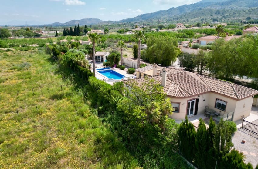 2 bedroom Villa for sale in Hondon de los Frailes with pool - € 299,950 (Ref: 9868092)