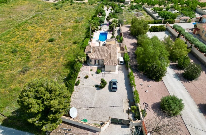 2 bedroom Villa for sale in Hondon de los Frailes with pool - € 299,950 (Ref: 9868092)