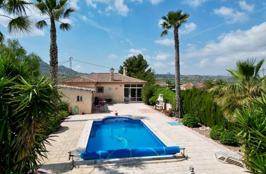 2 bedroom Villa for sale in Hondon de los Frailes with pool - € 299,950 (Ref: 9868092)