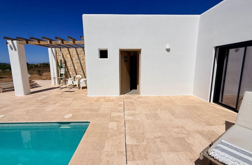 3 Zimmer Villa zu verkaufen in Barbarroja mit Pool - 499.950 € (Ref: 9868093)