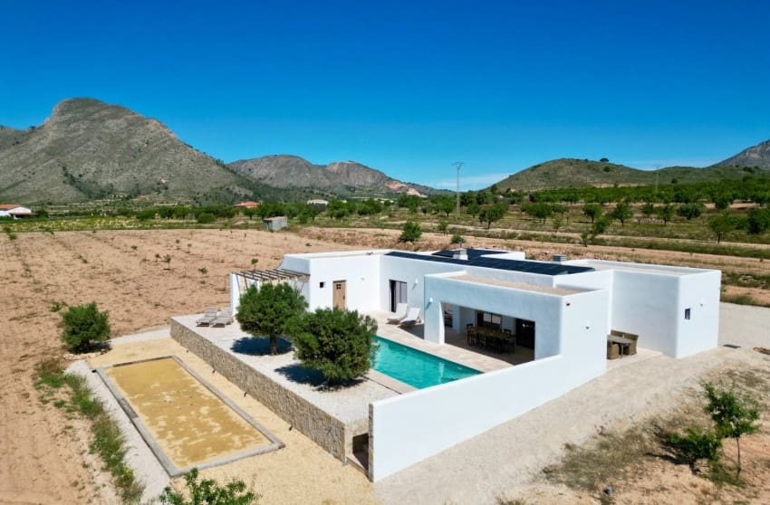 3 Zimmer Villa zu verkaufen in Barbarroja mit Pool - 499.950 € (Ref: 9868093)