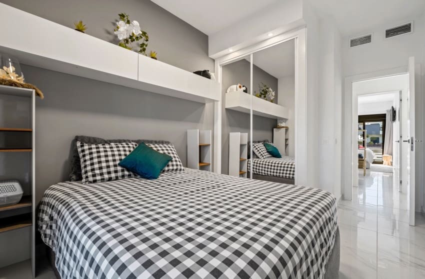 2 soveværelse Lejlighed til salg i Guardamar del Segura - € 265.000 (Ref: 9868095)