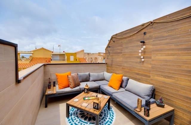 2 chambre Bungalow à vendre à El Chaparral, Torrevieja avec piscine garage - 129 999 € (Ref: 9868096)