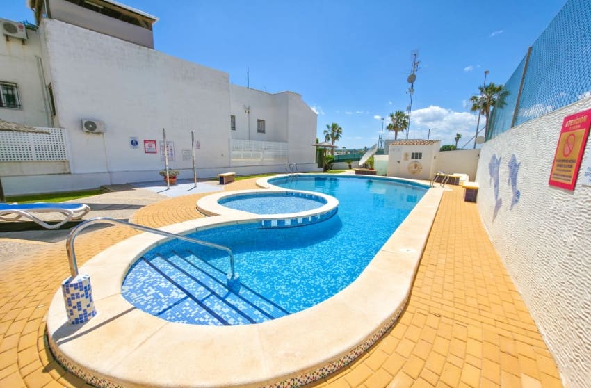 2 sypialnia Apartament na sprzedaż w Vistabella - 135 000 € (Ref: 9868097)