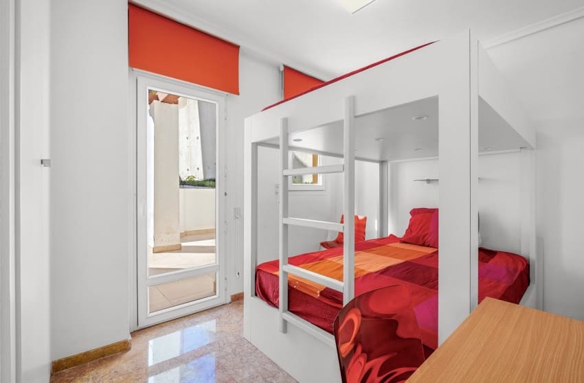 3 bedroom Penthouse for sale in Altea - € 549,000 (Ref: 9868100)