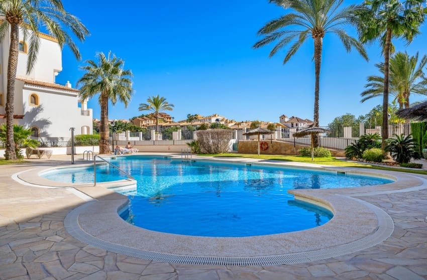3 bedroom Penthouse for sale in Altea - € 549,000 (Ref: 9868100)