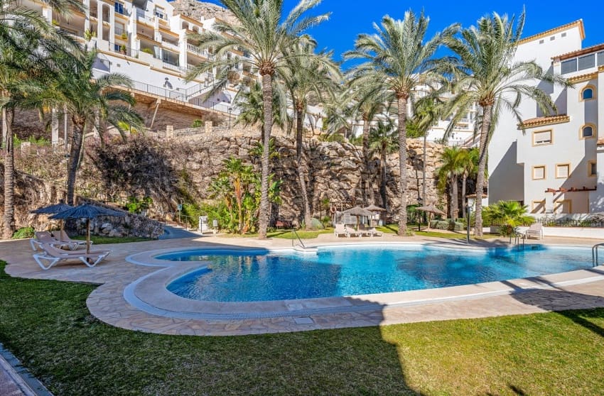 3 bedroom Penthouse for sale in Altea - € 549,000 (Ref: 9868100)