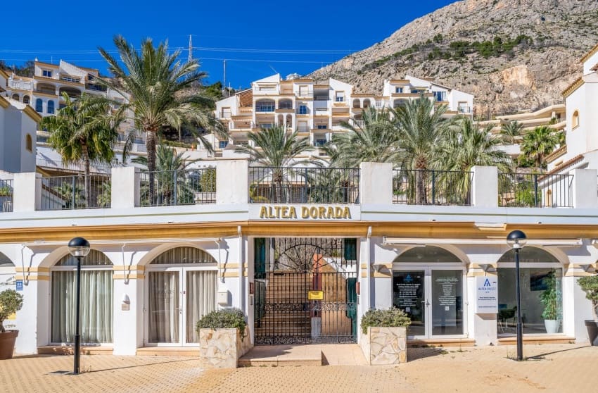 3 bedroom Penthouse for sale in Altea - € 549,000 (Ref: 9868100)