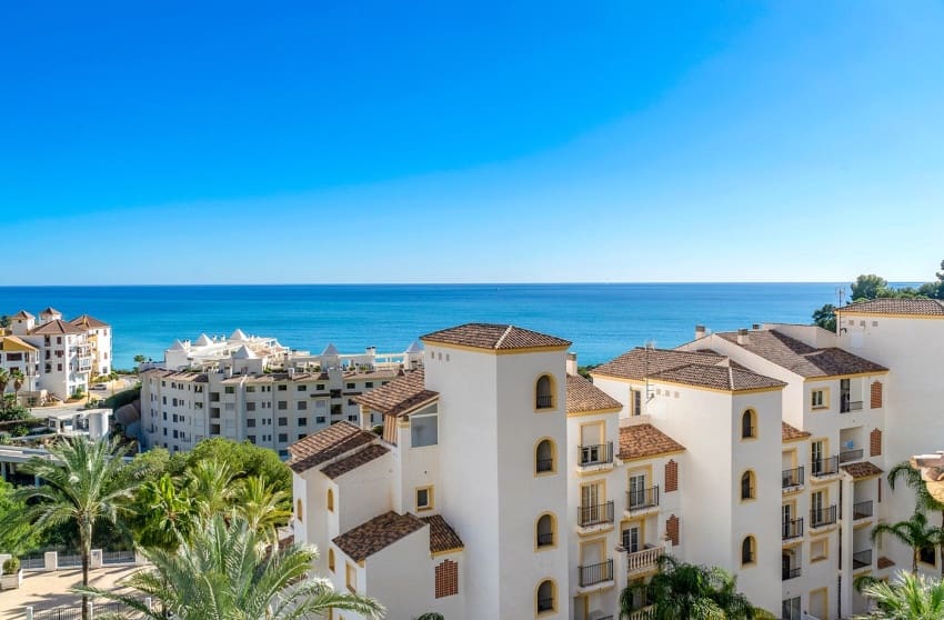 3 bedroom Penthouse for sale in Altea - € 549,000 (Ref: 9868100)