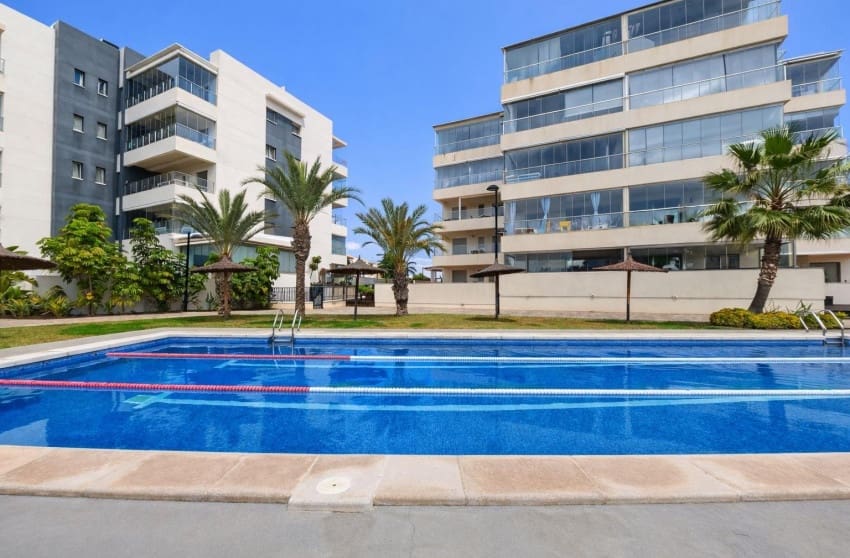 3 soverom Leilighet til salgs i Villamartin med svømmebasseng - € 298 000 (Ref: 9868102)