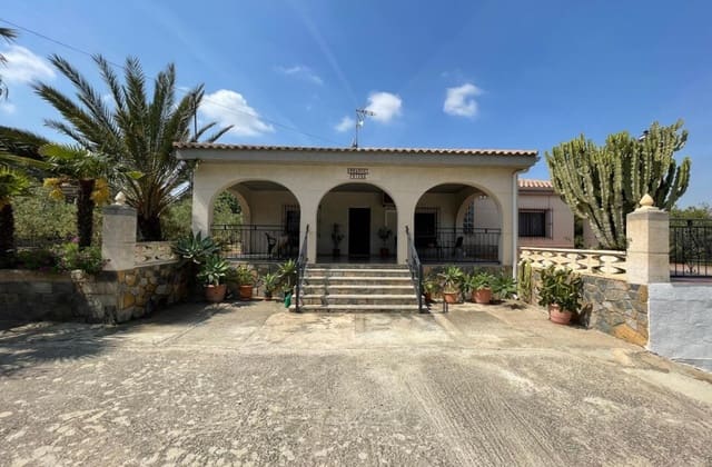 5 soveværelse Villa til salg i Rebolledo, Alicante by med swimmingpool - € 395.000 (Ref: 9868103)