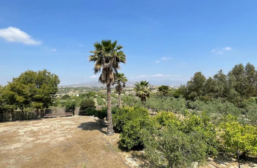 5 soveværelse Villa til salg i Rebolledo med swimmingpool - € 395.000 (Ref: 9868103)