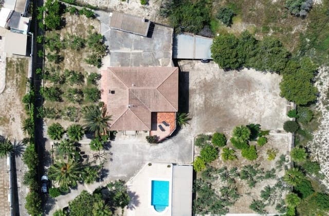 5 soveværelse Villa til salg i Rebolledo, Alicante by med swimmingpool - € 395.000 (Ref: 9868103)