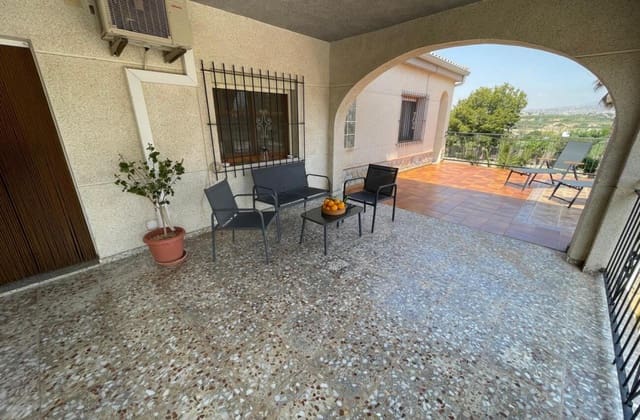 5 soveværelse Villa til salg i Rebolledo, Alicante by med swimmingpool - € 395.000 (Ref: 9868103)
