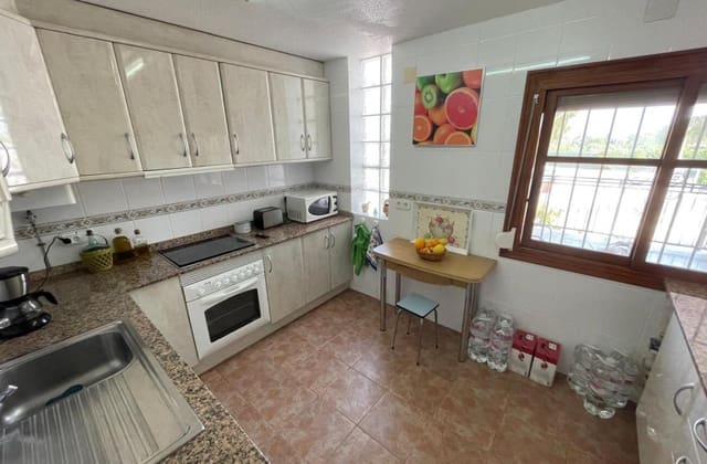 5 soveværelse Villa til salg i Rebolledo, Alicante by med swimmingpool - € 395.000 (Ref: 9868103)