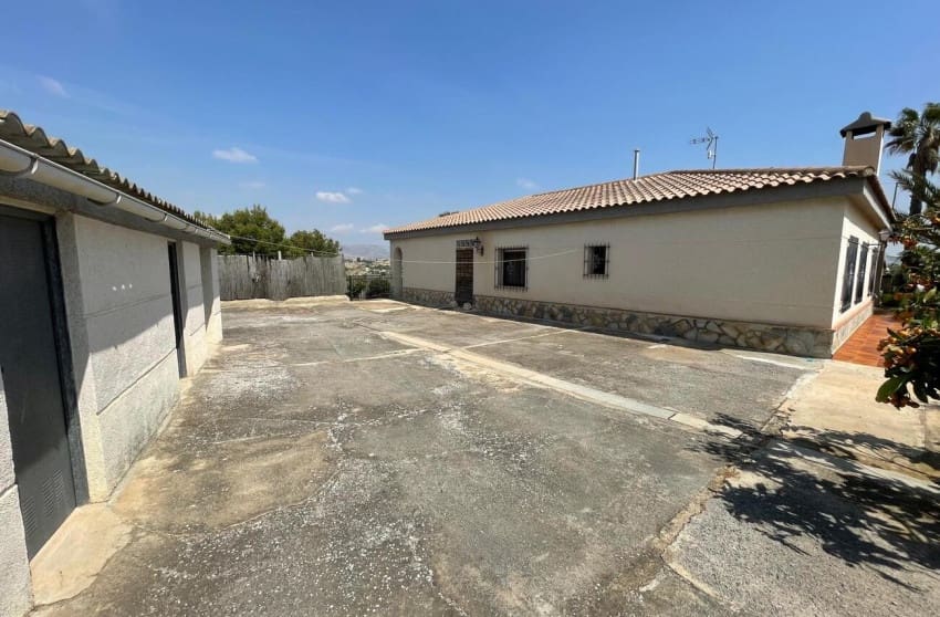 5 soveværelse Villa til salg i Rebolledo med swimmingpool - € 395.000 (Ref: 9868103)
