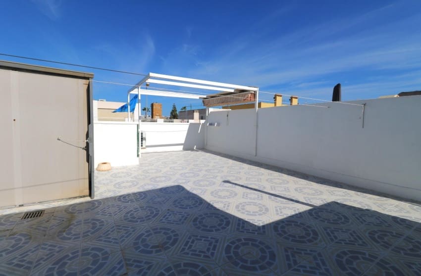 2 chambre Bungalow à vendre à El Limonar avec piscine garage - 168 000 € (Ref: 9868105)