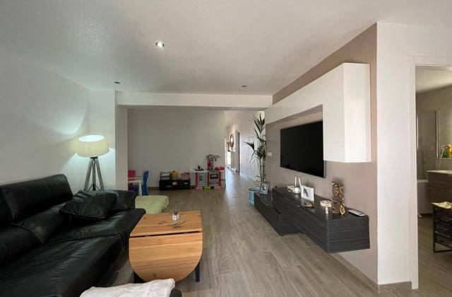 3 camera da letto Casa in vendita in Pilar de la Horadada ciudad, Pilar de la Horadada con piscina - 250.000 € (Rif: 9868107)