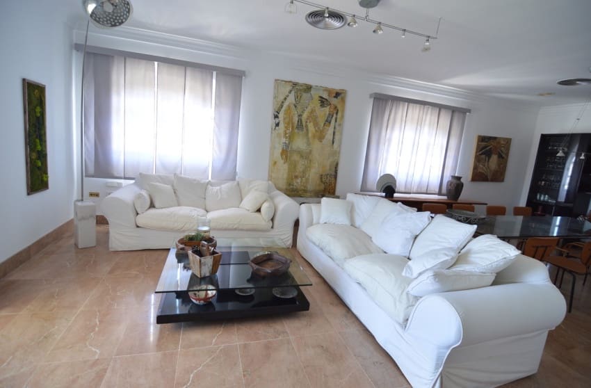 4 soverom Villa til salgs i Torrevieja - € 890 000 (Ref: 9868108)