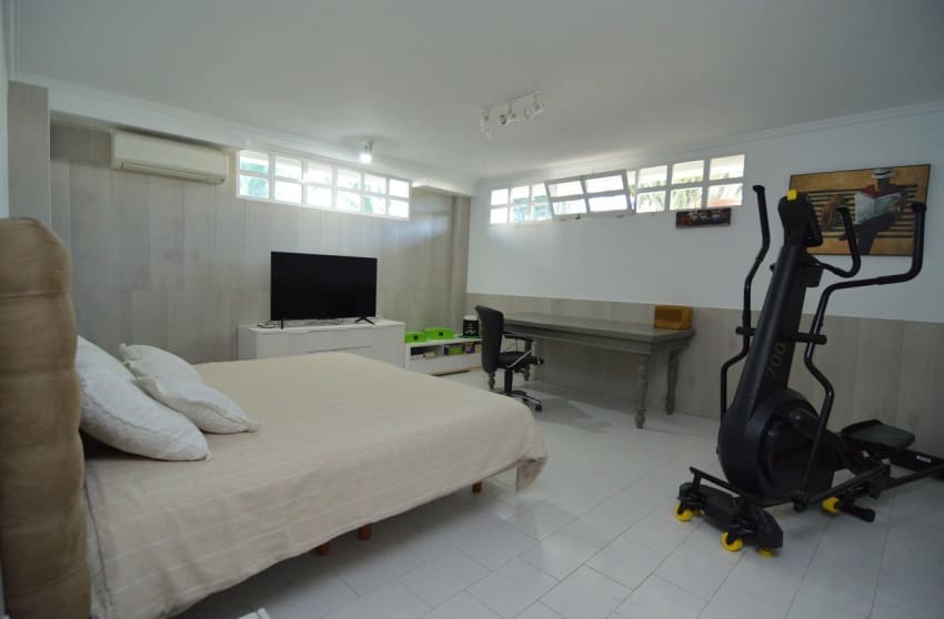 4 soverom Villa til salgs i Torrevieja - € 890 000 (Ref: 9868108)