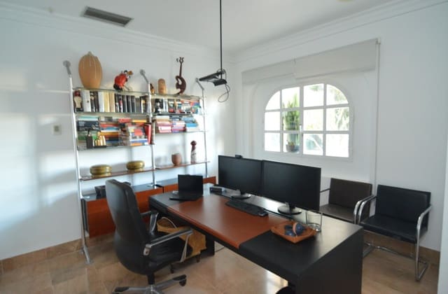 4 soverom Villa til salgs i El Molino, Torrevieja - € 890 000 (Ref: 9868108)
