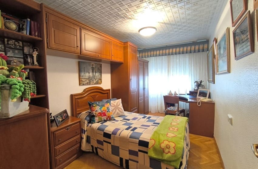 4 soverom Villa til salgs i Sax - € 319 995 (Ref: 9868111)