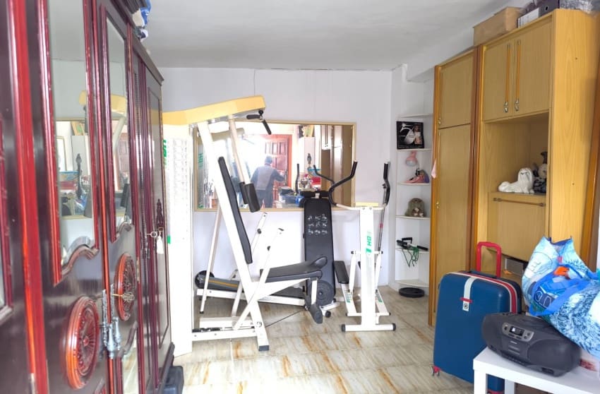 4 soverom Villa til salgs i Sax - € 319 995 (Ref: 9868111)