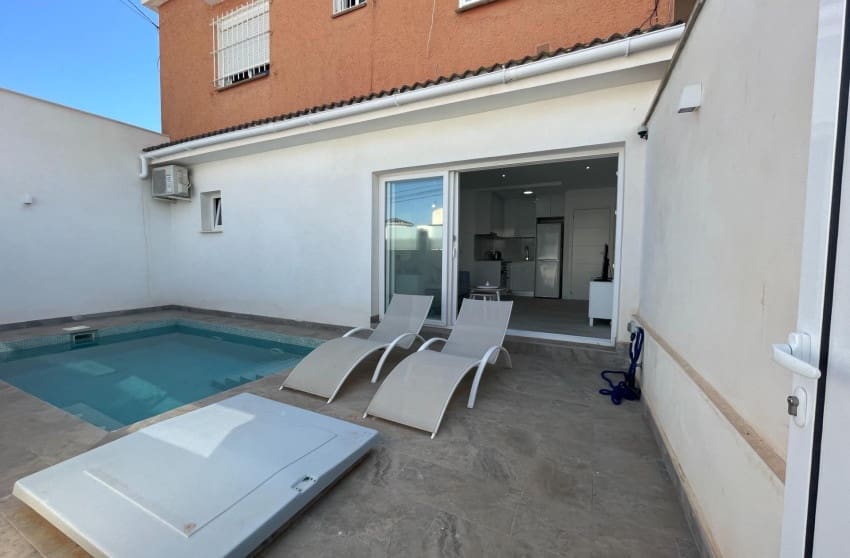 3 soverom Bungalow til salgs i La Regia med svømmebasseng - € 235 000 (Ref: 9868112)