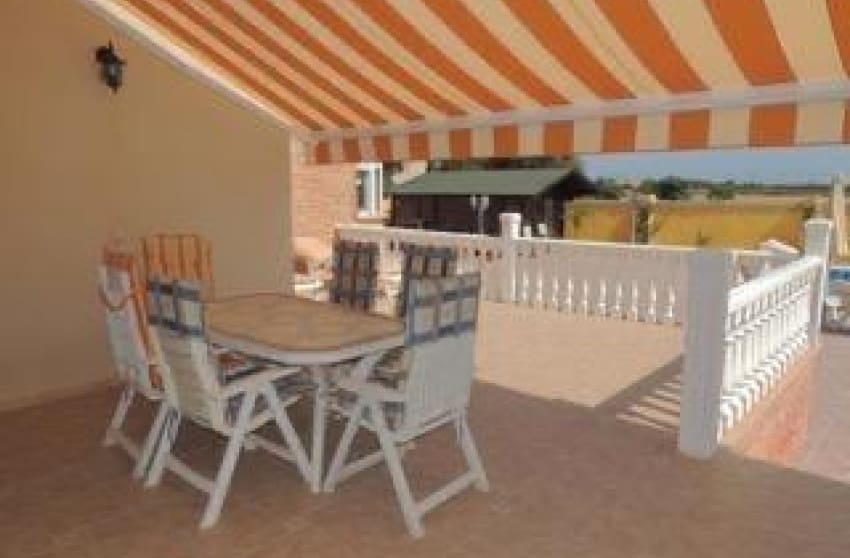 3 quarto Moradia para venda em Catral com piscina - 390 000 € (Ref: 9868113)