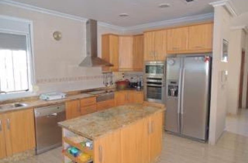 3 quarto Moradia para venda em Catral com piscina - 390 000 € (Ref: 9868113)