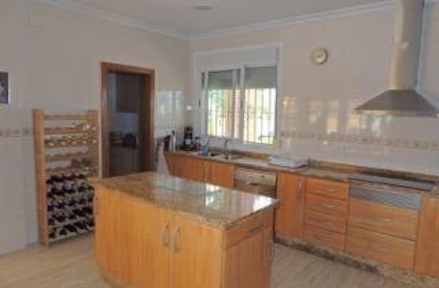 3 quarto Moradia para venda em Catral com piscina - 390 000 € (Ref: 9868113)