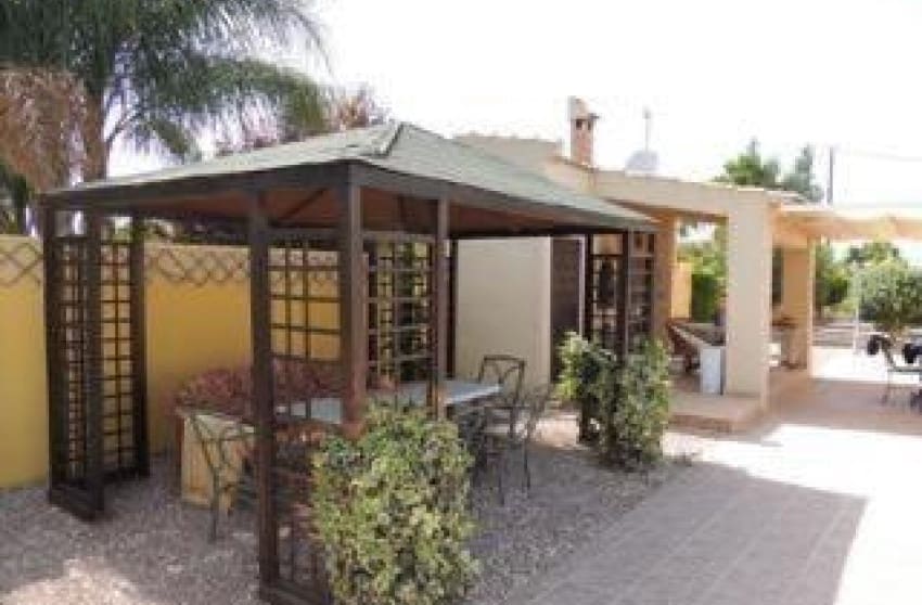 3 quarto Moradia para venda em Catral com piscina - 390 000 € (Ref: 9868113)