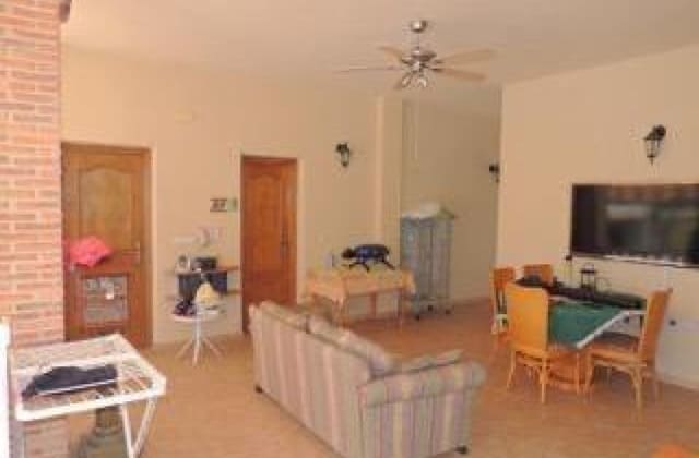3 quarto Moradia para venda em Catral com piscina - 390 000 € (Ref: 9868113)