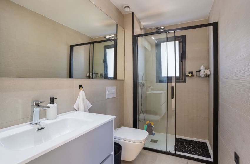 4 Zimmer Villa zu verkaufen in Ciudad Quesada mit Pool - 669.000 € (Ref: 9895174)