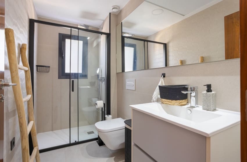 4 Zimmer Villa zu verkaufen in Ciudad Quesada mit Pool - 669.000 € (Ref: 9895174)