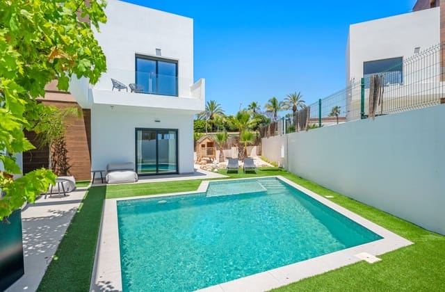 4 Zimmer Villa zu verkaufen in Ciudad Quesada, Rojales mit Pool - 669.000 € (Ref: 9895174)