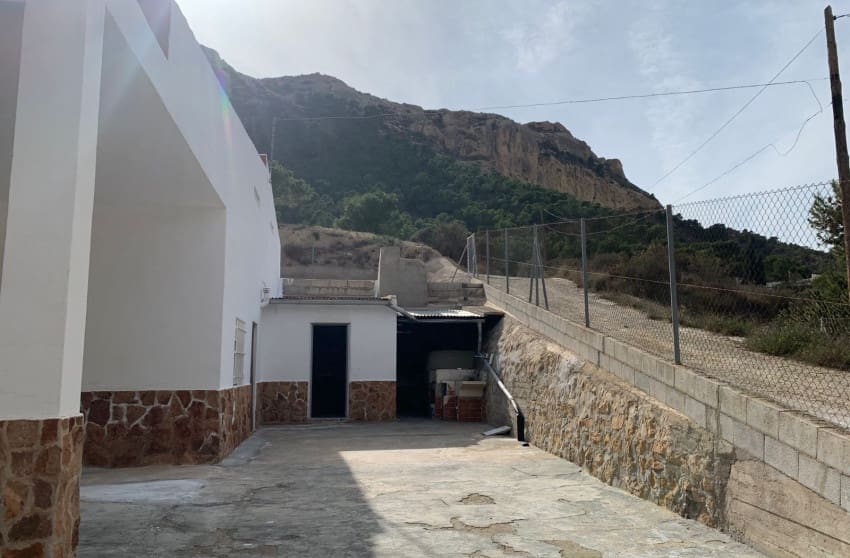 4 soveværelse Finca/Landehus til salg i Crevillente / Crevillent med swimmingpool garage - € 245.000 (Ref: 9895178)