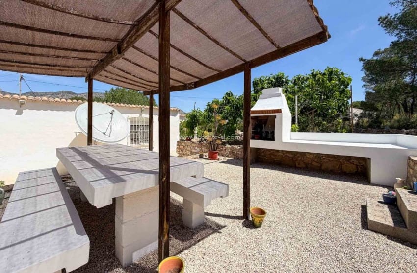 3 slaapkamer Villa te koop in Hondon de las Nieves met zwembad garage - € 269.950 (Ref: 9900709)
