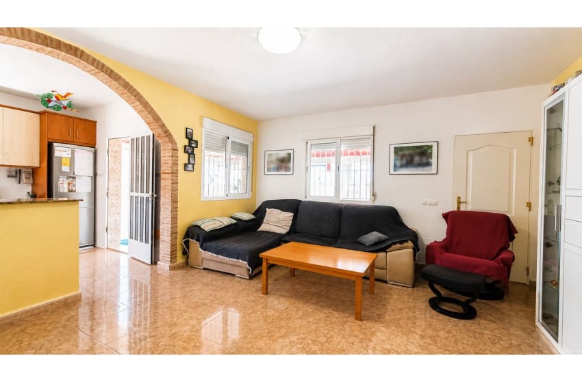 3 slaapkamer Villa te koop in Macisvenda met zwembad - € 265.000 (Ref: 9917685)