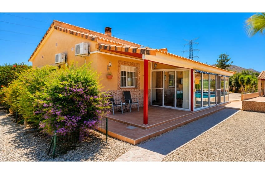 3 slaapkamer Villa te koop in Macisvenda met zwembad - € 265.000 (Ref: 9917685)