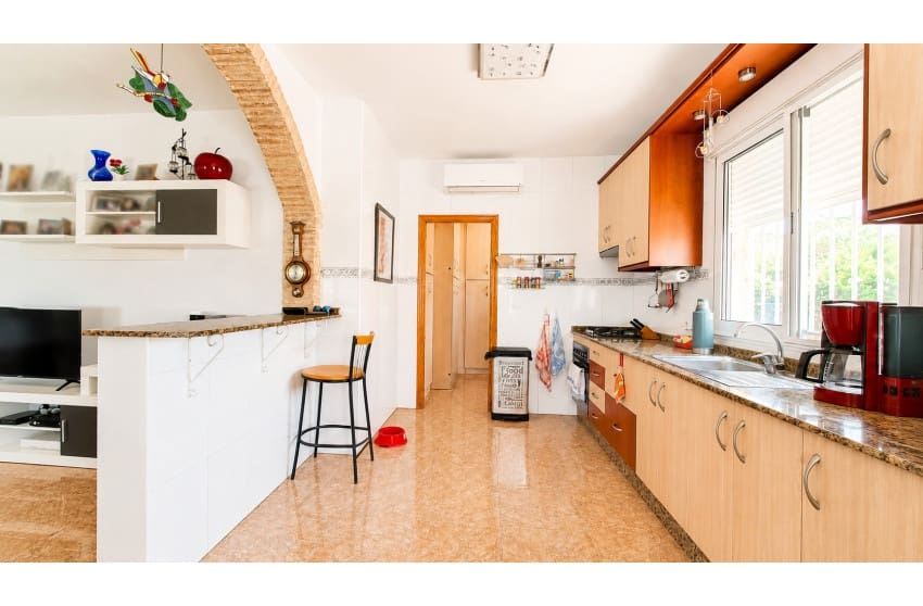 3 slaapkamer Villa te koop in Macisvenda met zwembad - € 265.000 (Ref: 9917685)