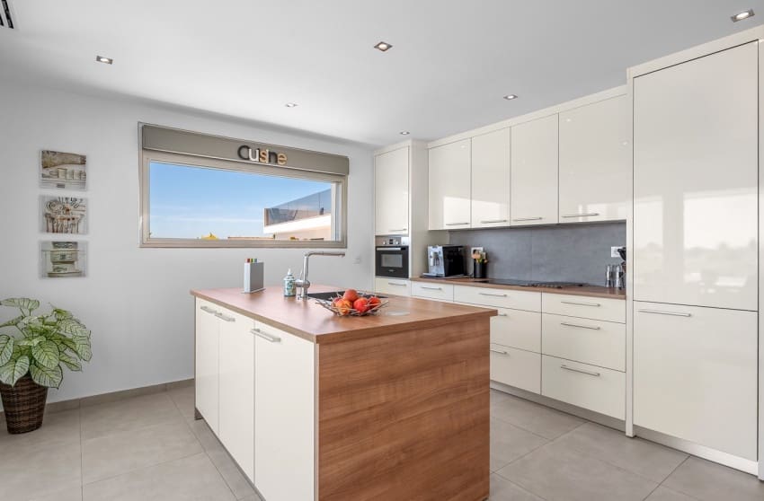 3 soveværelse Villa til salg i La Marina med swimmingpool - € 595.000 (Ref: 9917686)