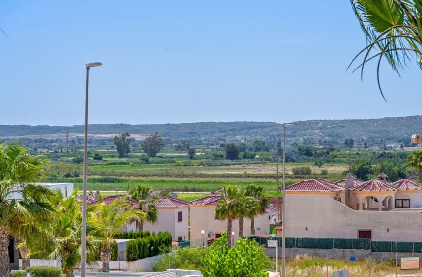 3 soveværelse Villa til salg i La Marina med swimmingpool - € 595.000 (Ref: 9917686)