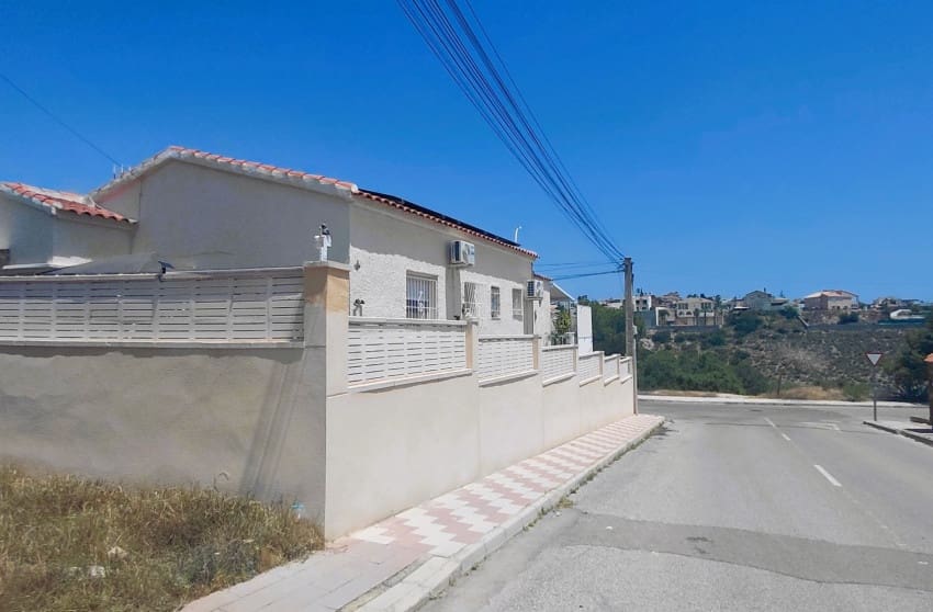 3 Zimmer Villa zu verkaufen in San Fulgencio - 245.000 € (Ref: 9917687)
