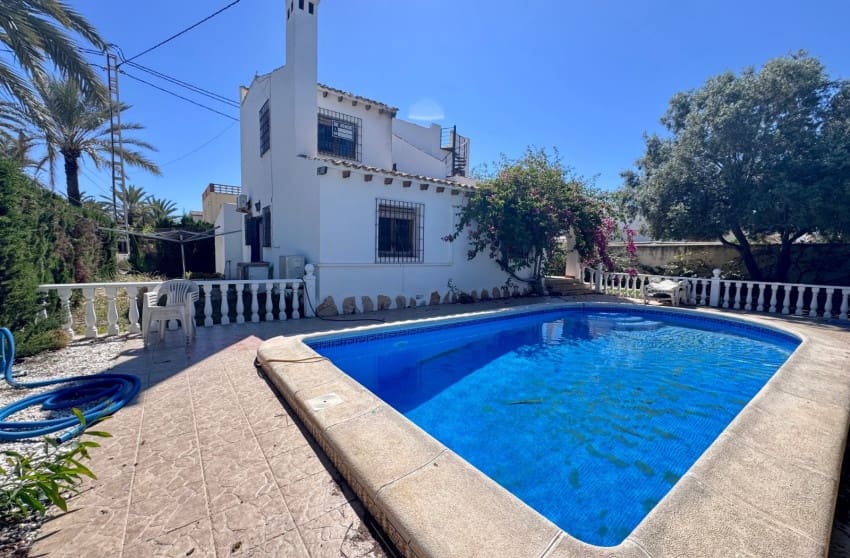 4 soverom Villa til salgs i Cabo Roig med svømmebasseng - € 699 000 (Ref: 9917688)