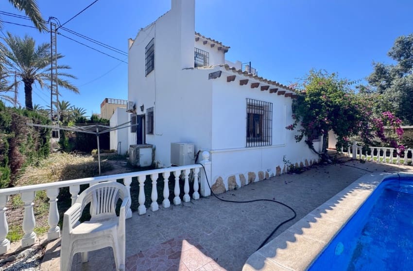 4 soverom Villa til salgs i Cabo Roig med svømmebasseng - € 699 000 (Ref: 9917688)