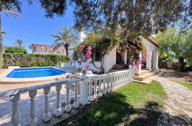 4 soverom Villa til salgs i Cabo Roig, Orihuela med svømmebasseng - € 699 000 (Ref: 9917688)
