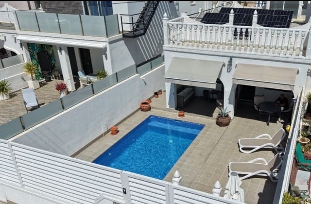 2 bedroom Townhouse for sale in San Miguel de Salinas with pool - € 240,000 (Ref: 9917689)