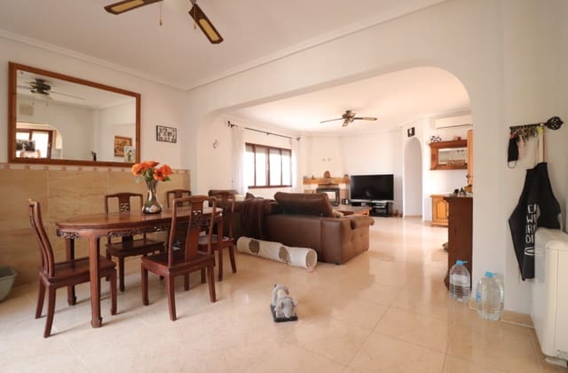 Chalet de 3 habitaciones en Formentera del Segura en venta con piscina - 365.000 € (Ref: 9917690)