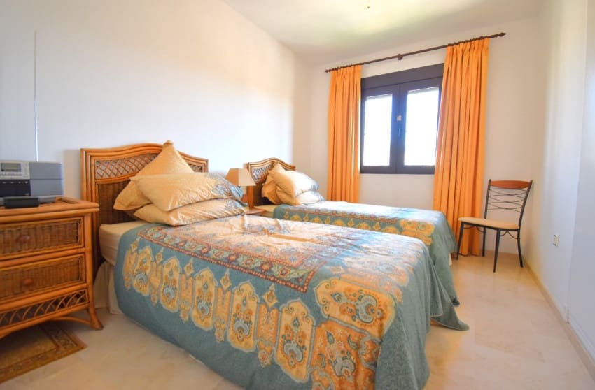 3 soveværelse Byhus til salg i Orihuela Costa med swimmingpool - € 275.000 (Ref: 9974494)